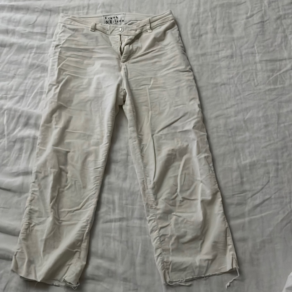 Frank & Eileen Kinsale white corduroy capri pants